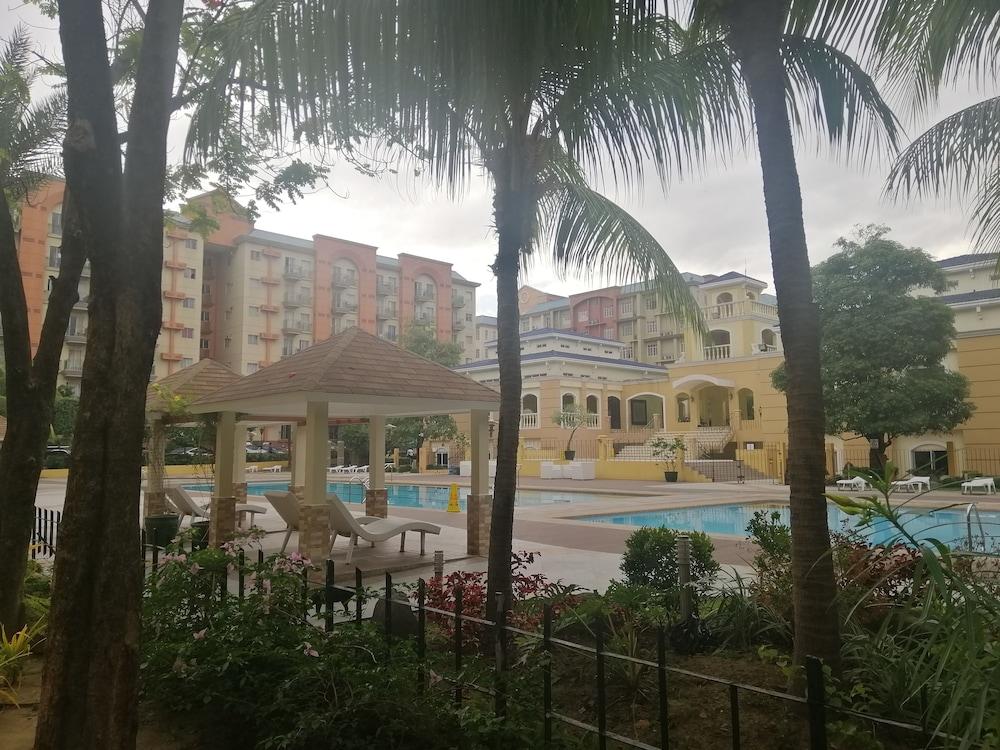 Airport Apartments Manila Paranaque City Esterno foto