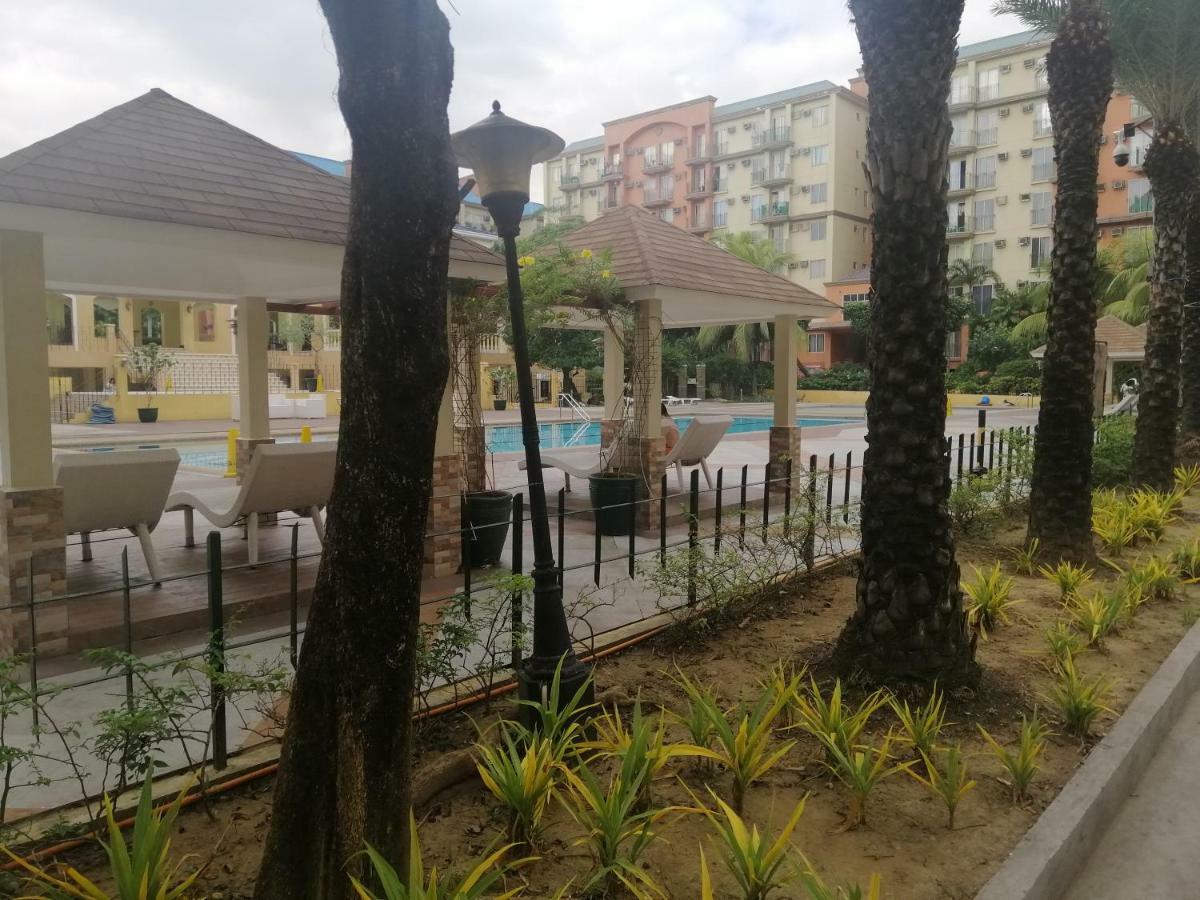 Airport Apartments Manila Paranaque City Esterno foto